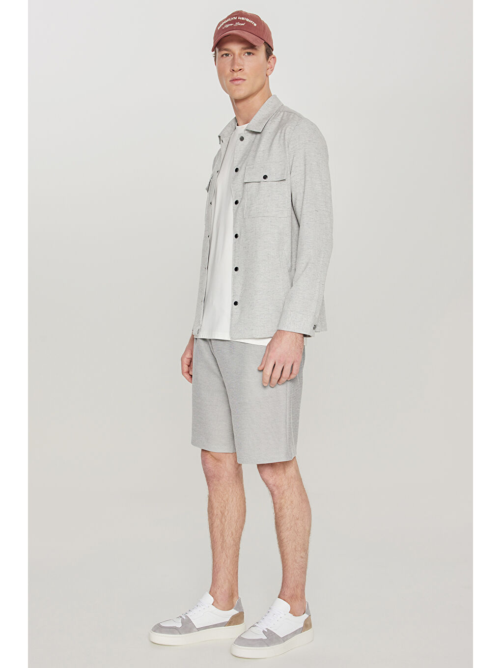 Erkek Siyah Pamuklu Standart Fit Normal Kesim Beli Bağlamalı Yan Cepli Örme Şort-4