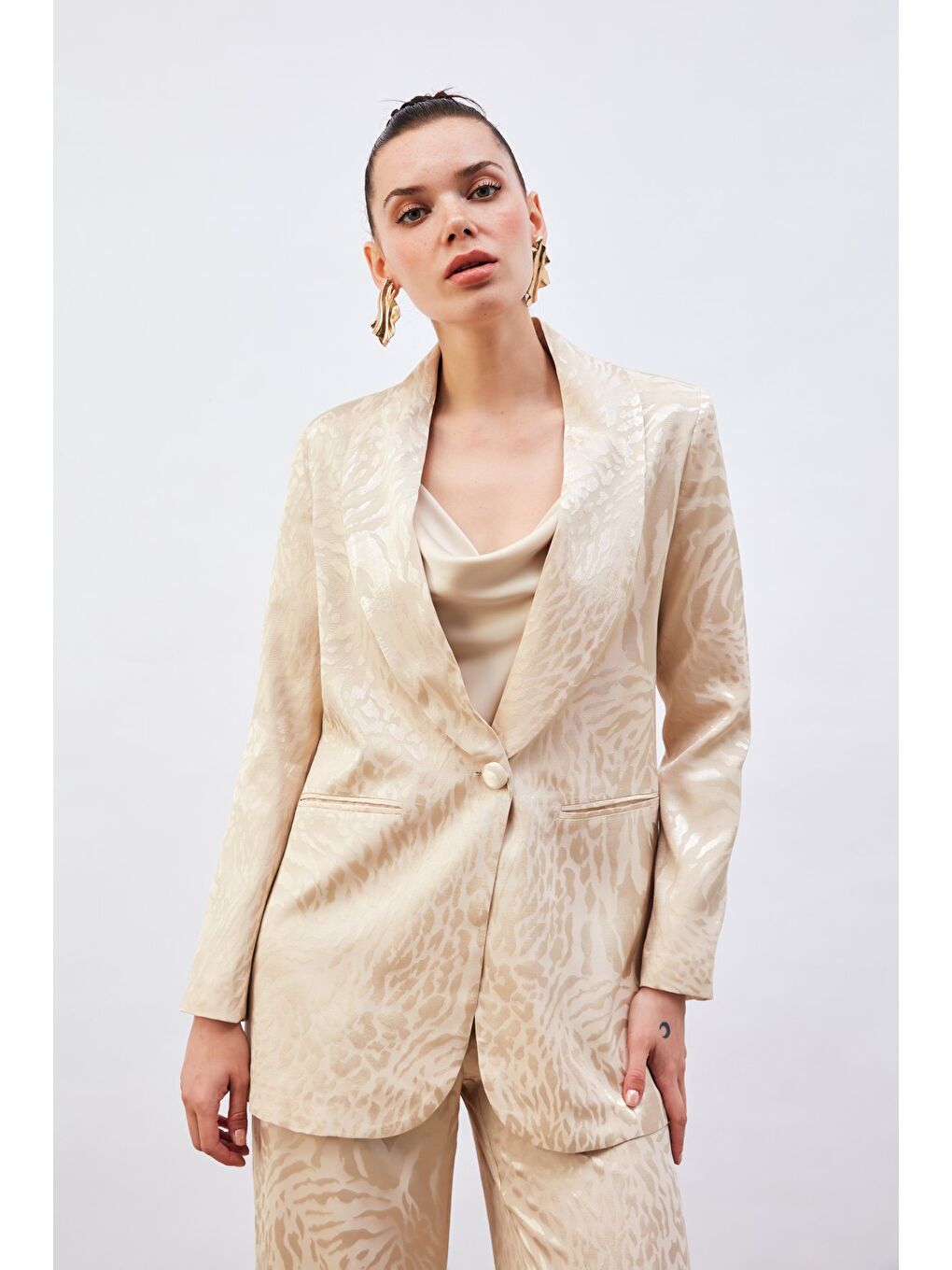 Desenli Saten Ceket - Bej-1