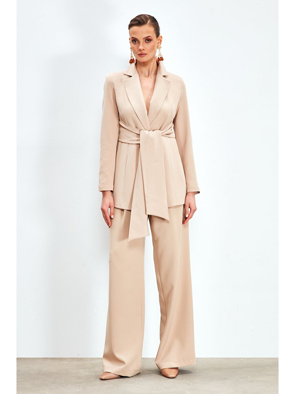 Bel Bağlamalı Uzun Ceket - Bej-4