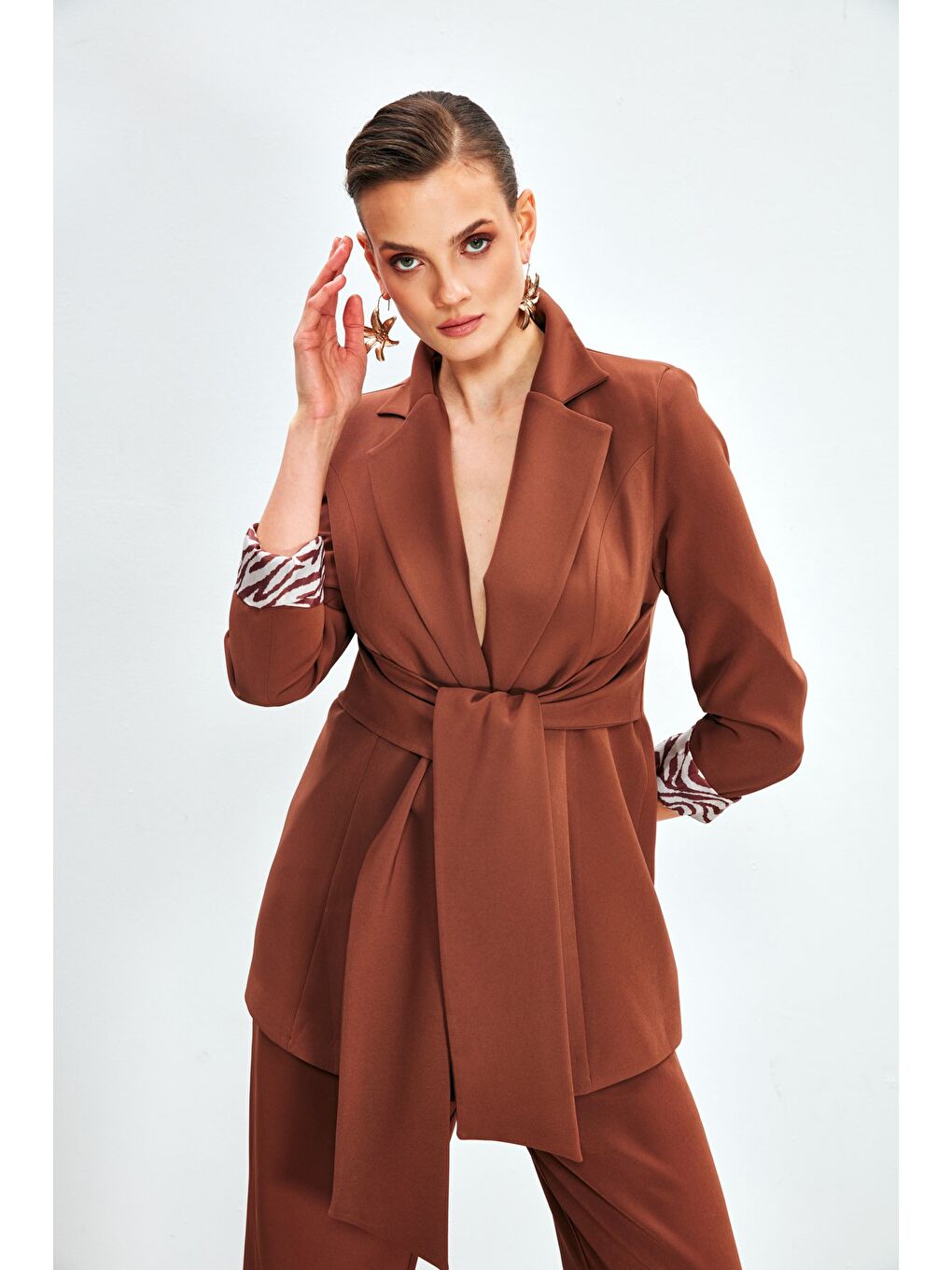 Kahverengi Bel Bağlamalı Uzun Ceket - Kahve