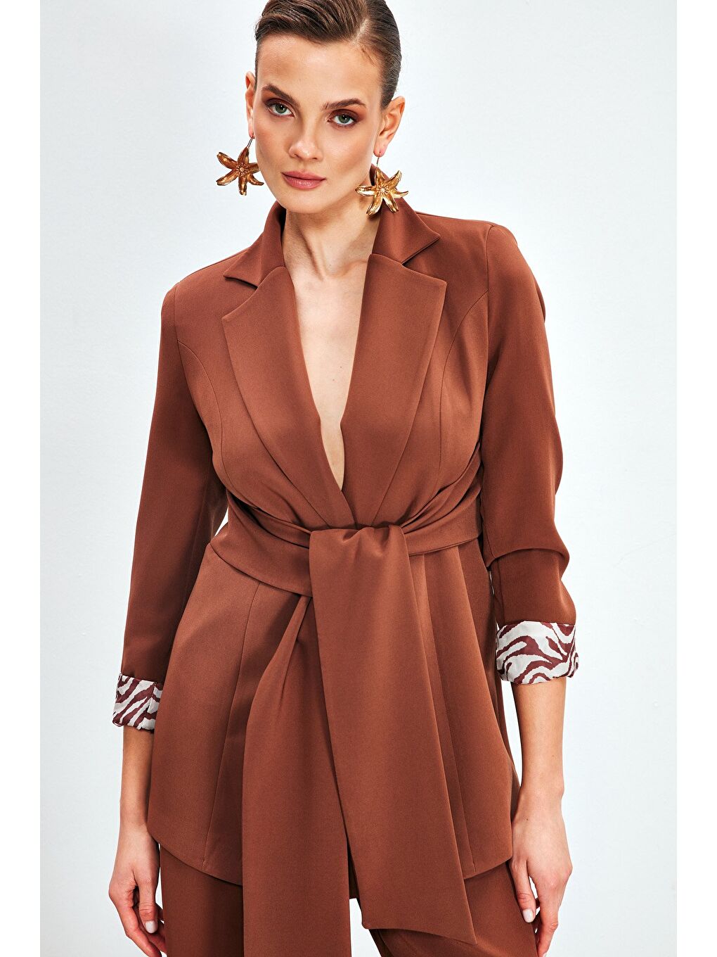 Kahverengi Bel Bağlamalı Uzun Ceket - Kahve-1