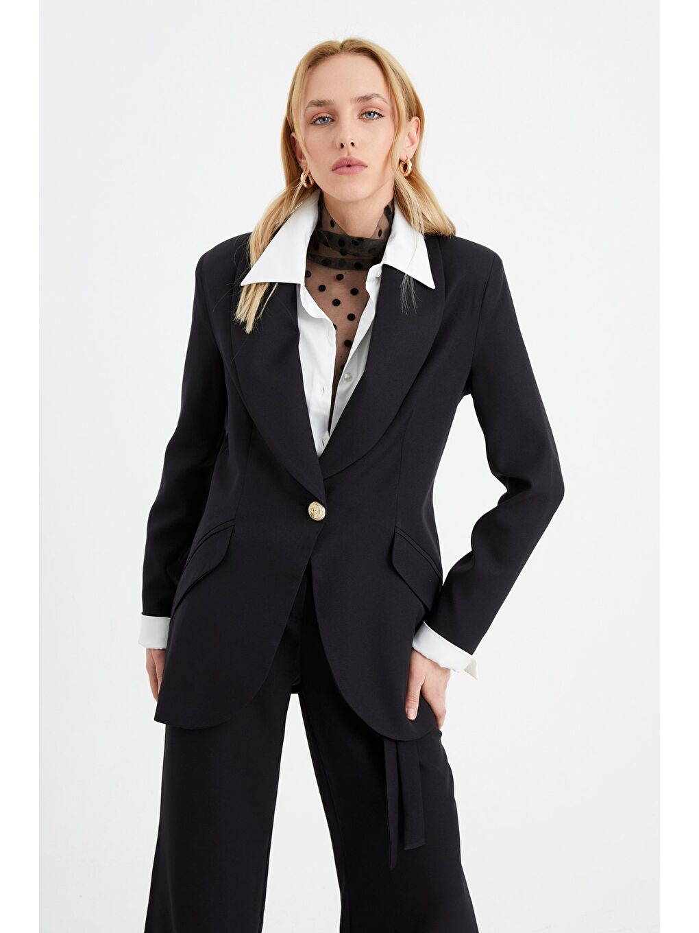 Düğme Detaylı Uzun Ceket - Siyah-4