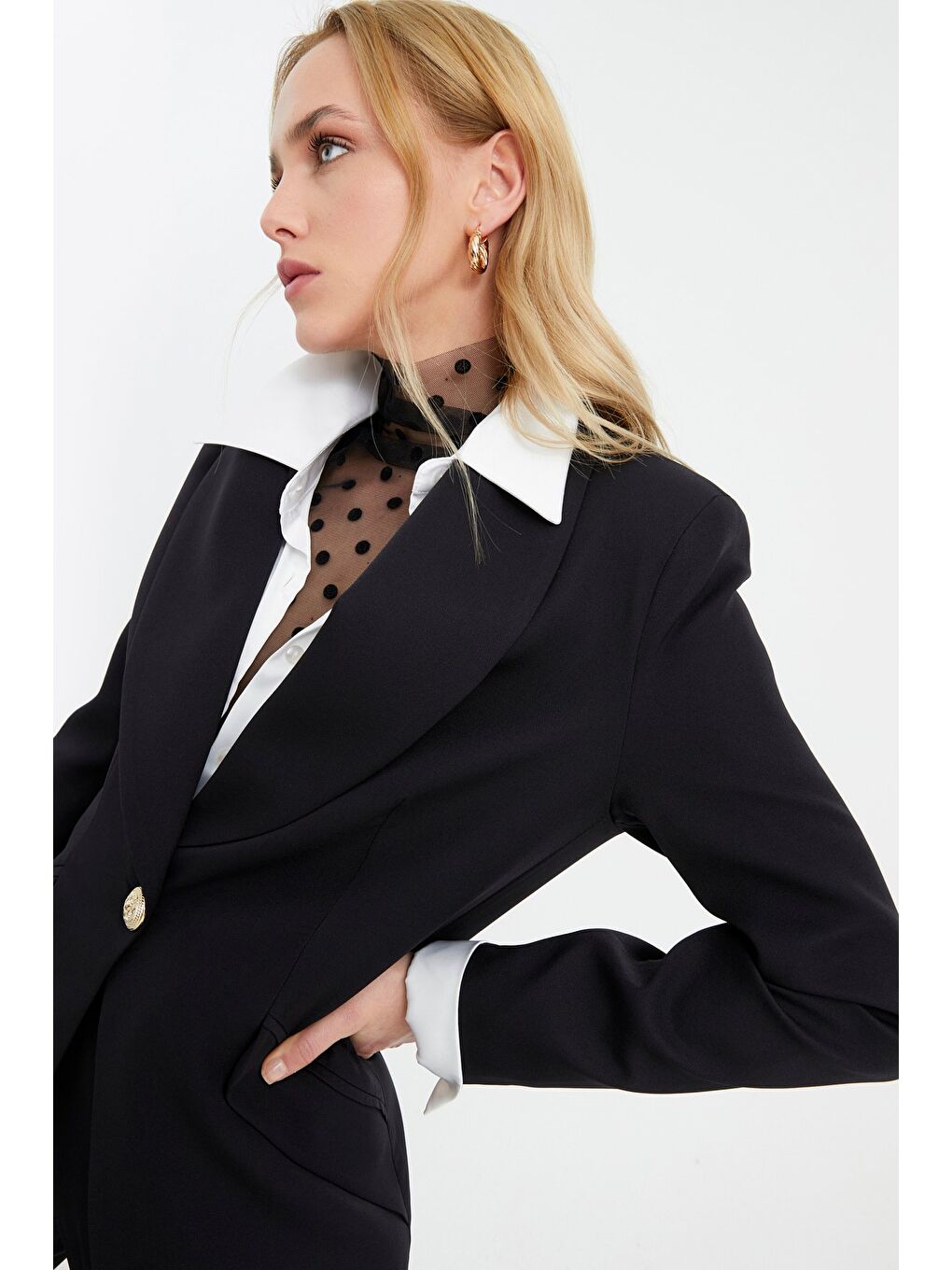 Düğme Detaylı Uzun Ceket - Siyah-5