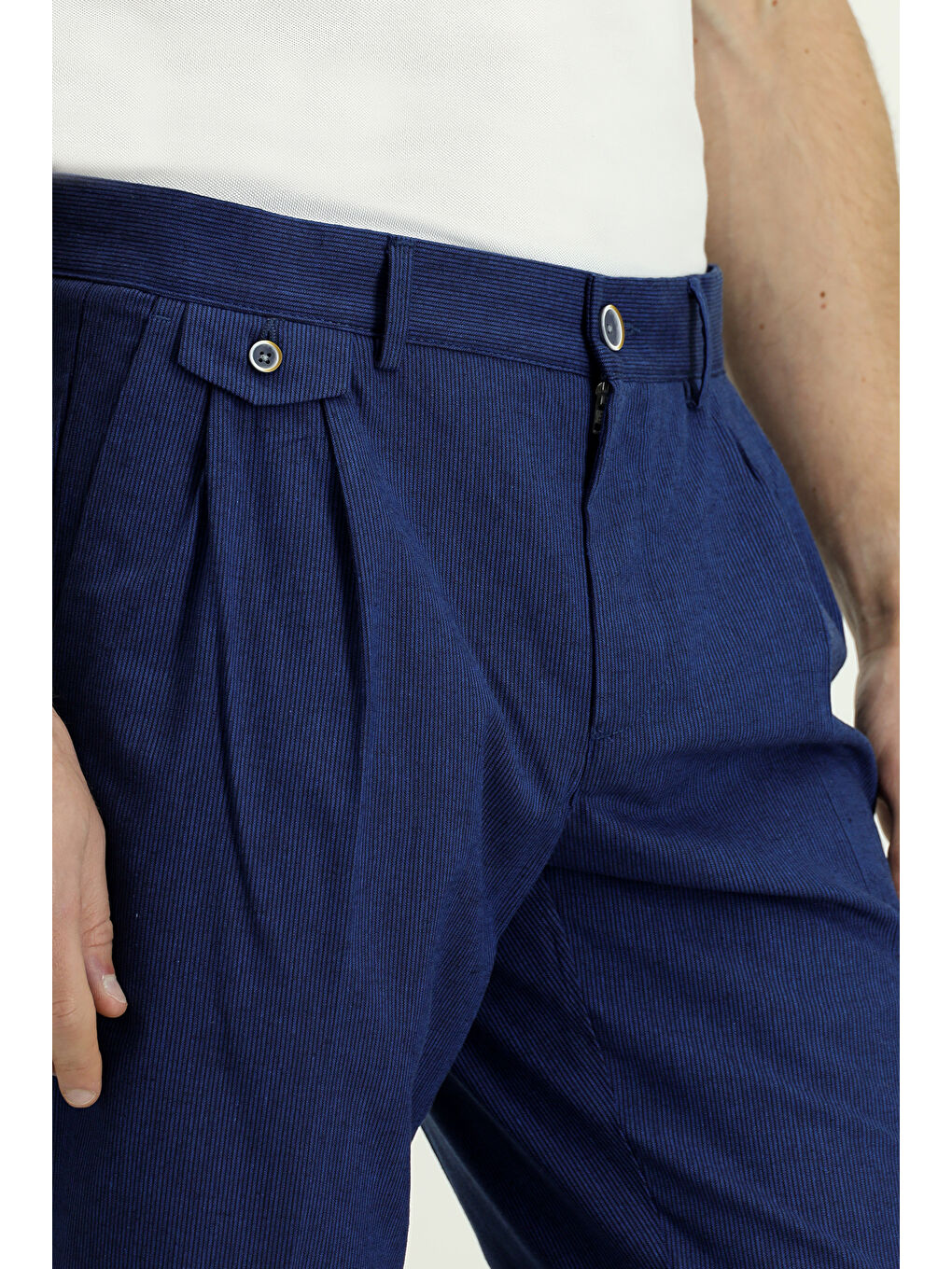 Mavi Çizgili Keten Karışımlı Pileli Klasik Kumaş Pantolon-3