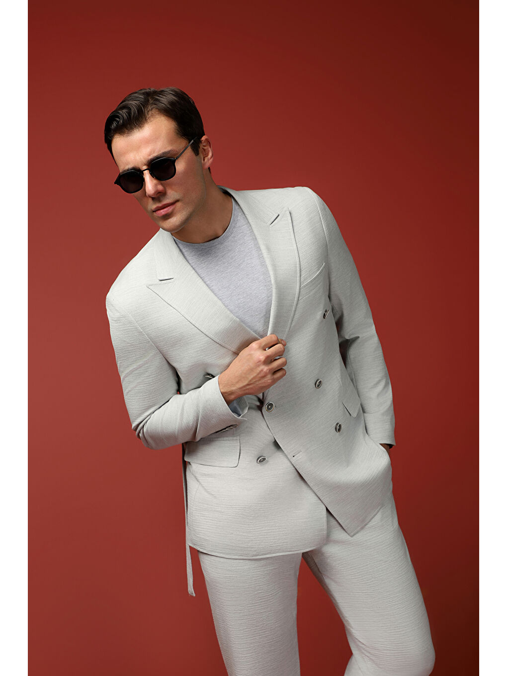 Gri Regular Fit Keten Karışımlı Beli Lastikli İpli Kuşaklı Kruvaze Takım Elbise-3