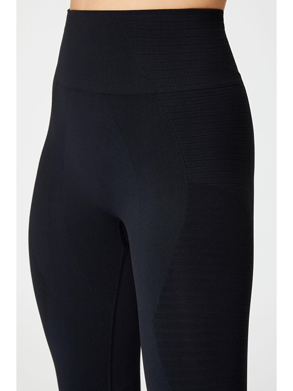 Gela Yüksek Bel, Esnek ve Toparlayıcı Spor Tayt Siyah-2