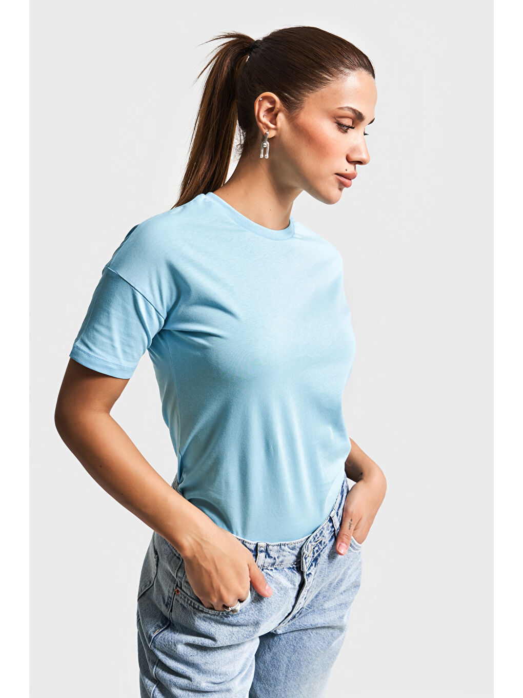 Kadın Bebe Mavisi Renk S5-3 Bisiklet Yaka Basic T-Shirt-1