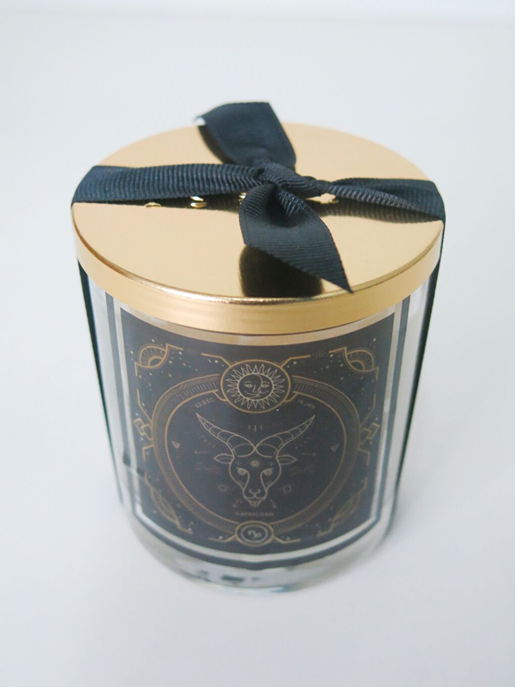 Ekru Kapaklı Oğlak Burcuna Özel Vegan Mum (140 gr)-1