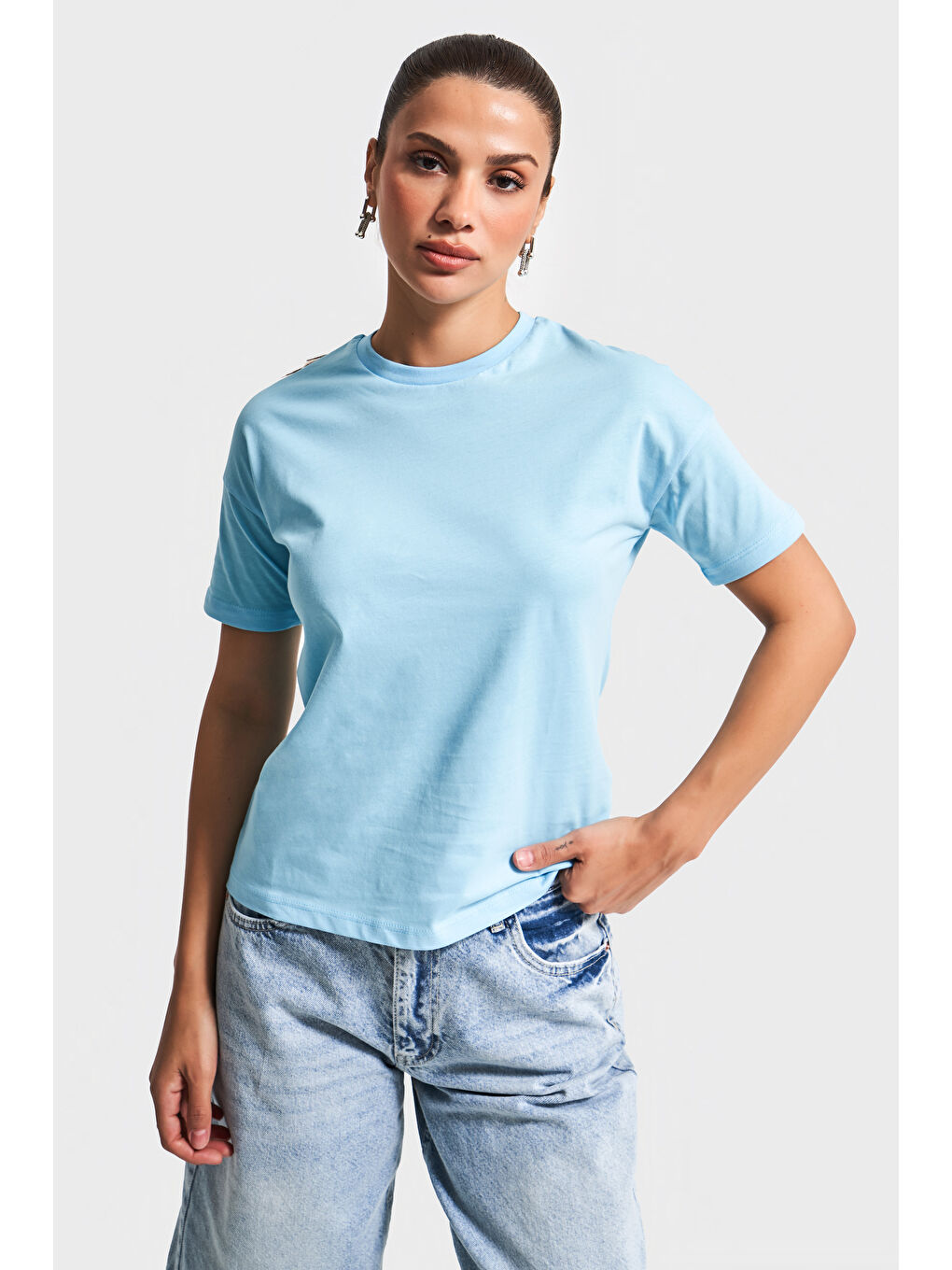 Kadın Bebe Mavisi Renk S5-3 Bisiklet Yaka Basic T-Shirt-4