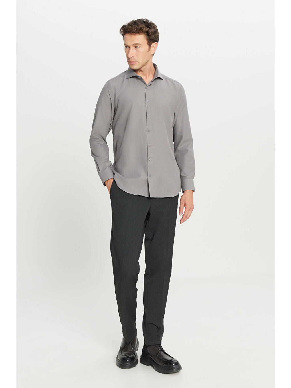 Erkek Gri Tailored Slim Fit Dar Kesim Küçük İtalyan Yaka Armürlü Oxford Gömlek-1