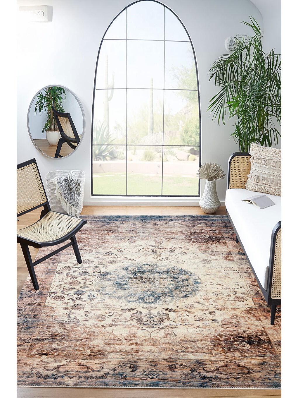 Bej Dekoratif Özel Tasarım Yıkanabilir İnce Kaymaz Tabanlı Modern Halı KECE FR38-1