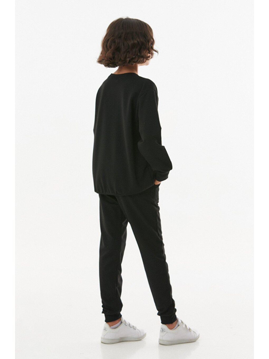 Siyah Papatya Nakışlı Kız Çocuk Eşofman Takımı-4