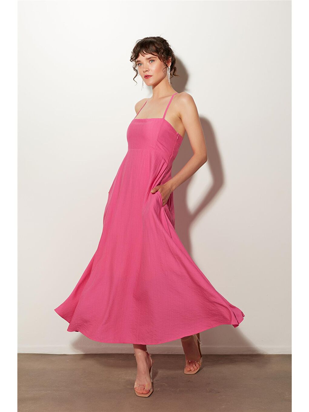 Sherin Pembe Kare Yaka Uzun Elbise SS23D4792PE
