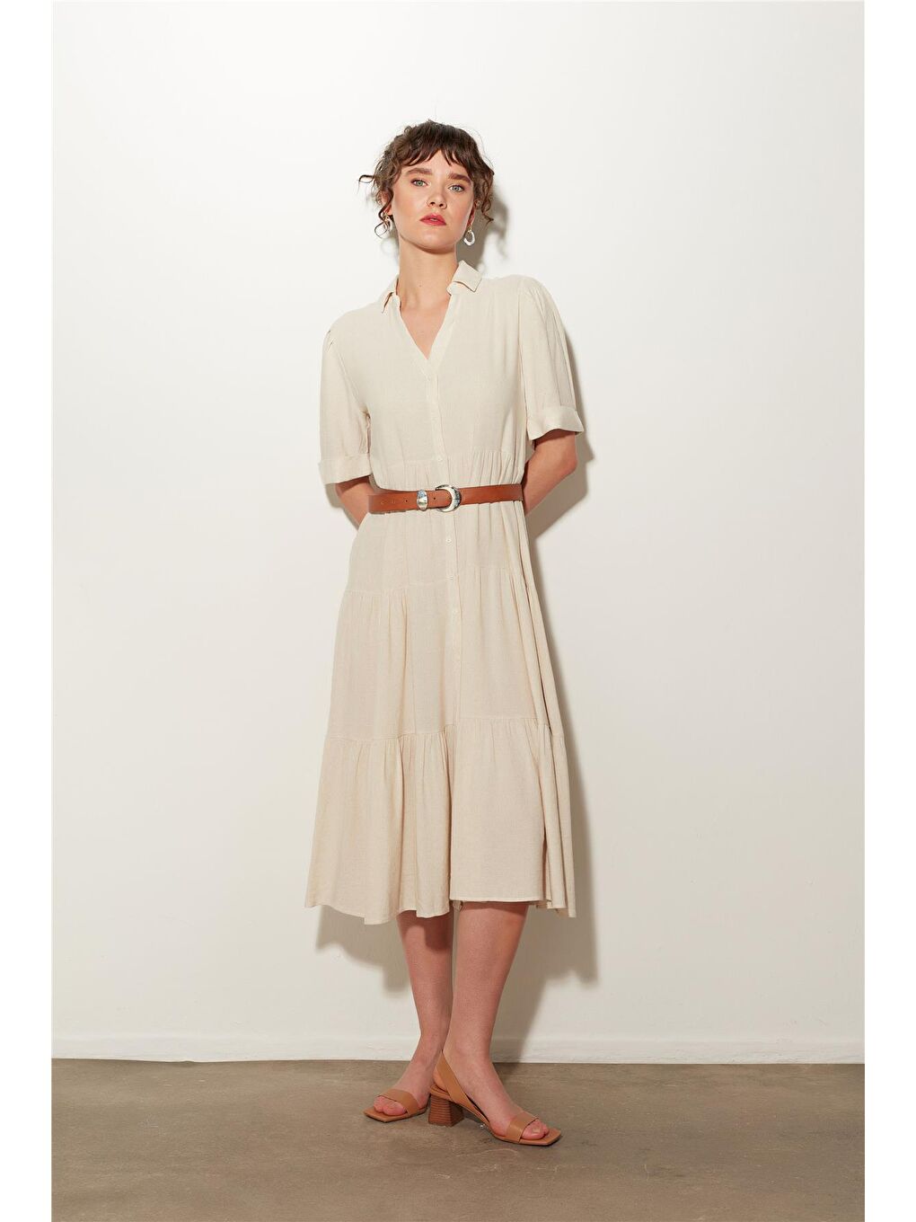 Ekru V Yaka Midi Elbise SS23D4788EK-1