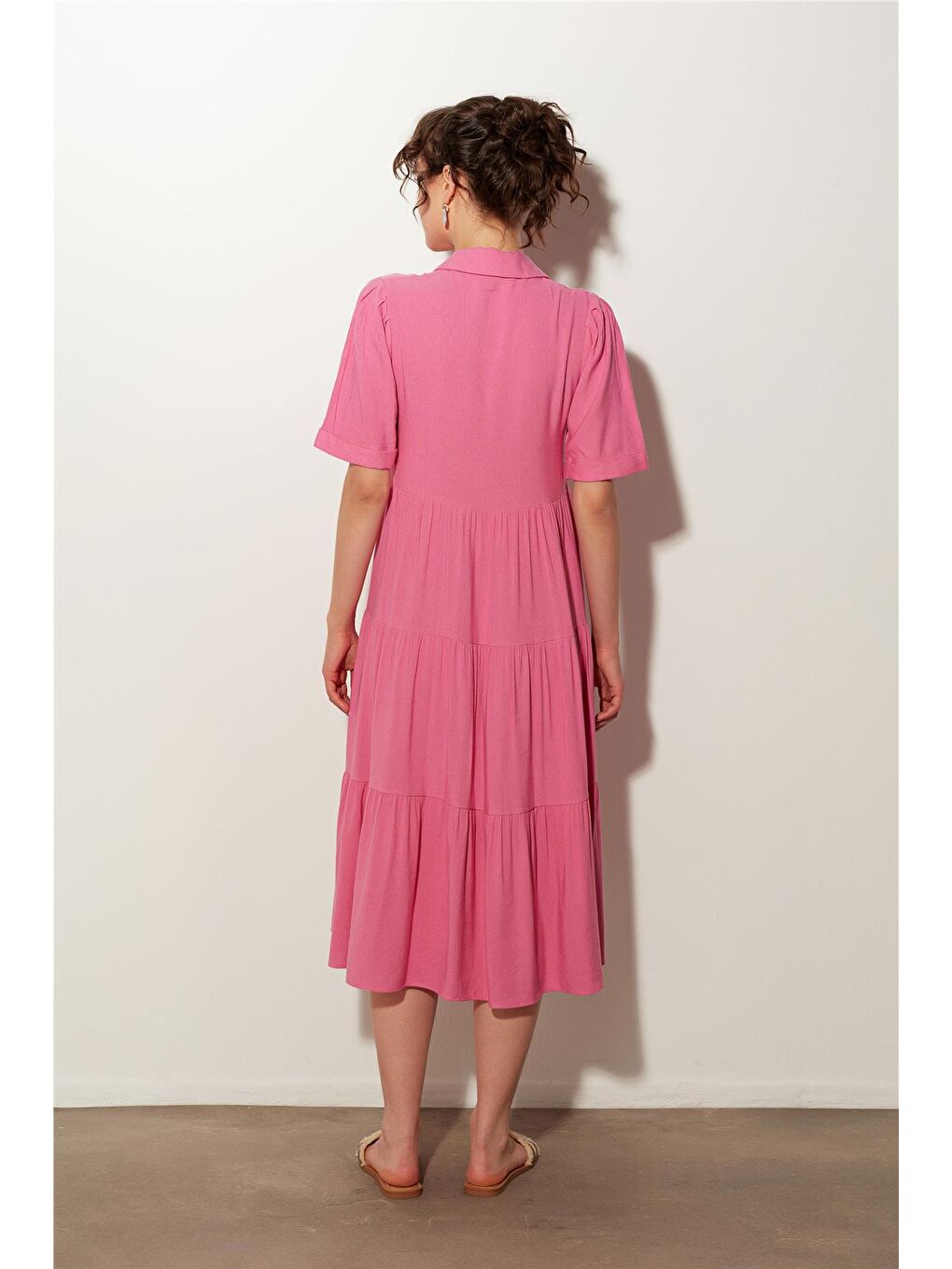 Pembe V Yaka Midi Elbise SS23D4788PE-3