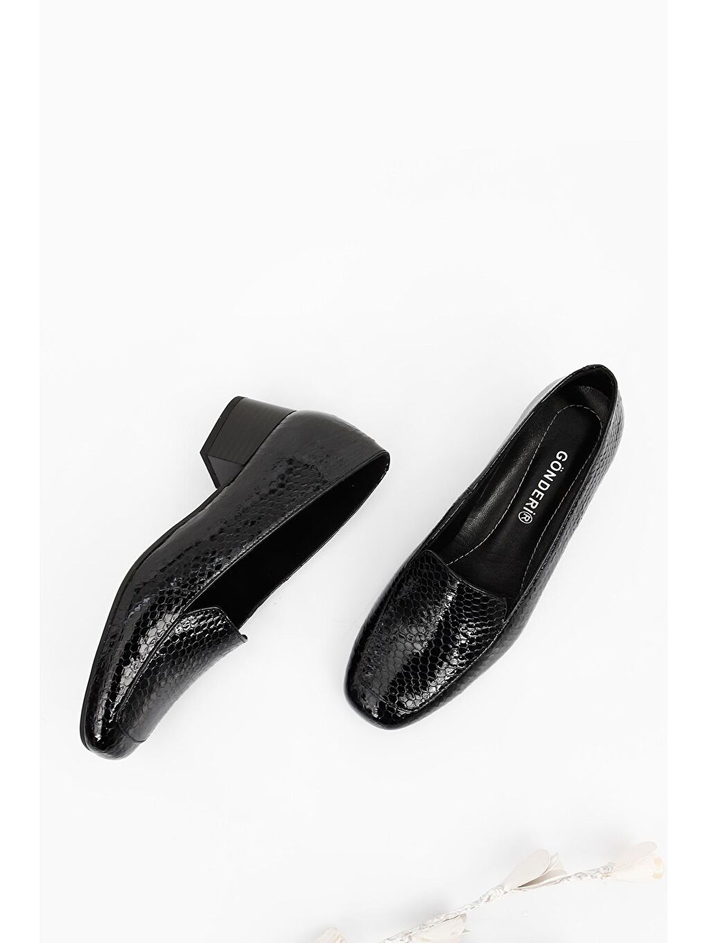 Lacivert LACİVERT  Hakiki Deri Küt Burun Kısa Kalın Topuklu Kadın Ayakkabı 13312