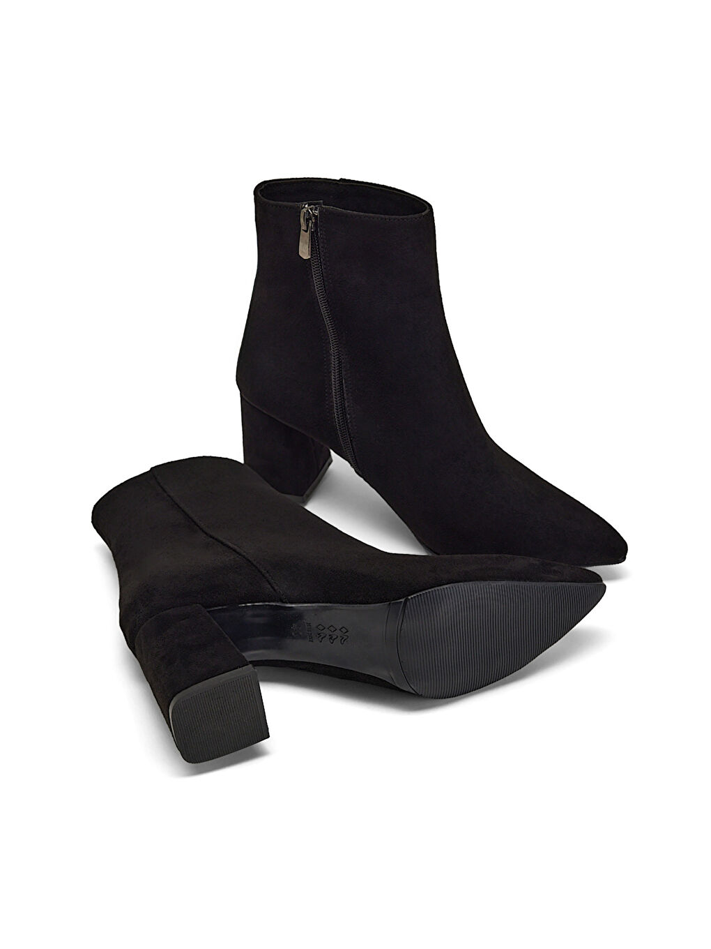 Kadın Siyah Süet Rahat Kalıp Sivri Burunlu Fermuarlı Topuklu Bot-3
