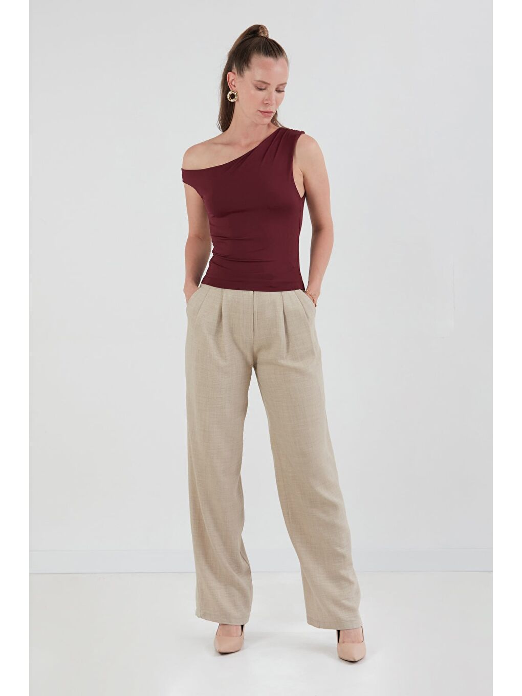 Bordo Yanları Drapeli Tek Kol Bluz-2