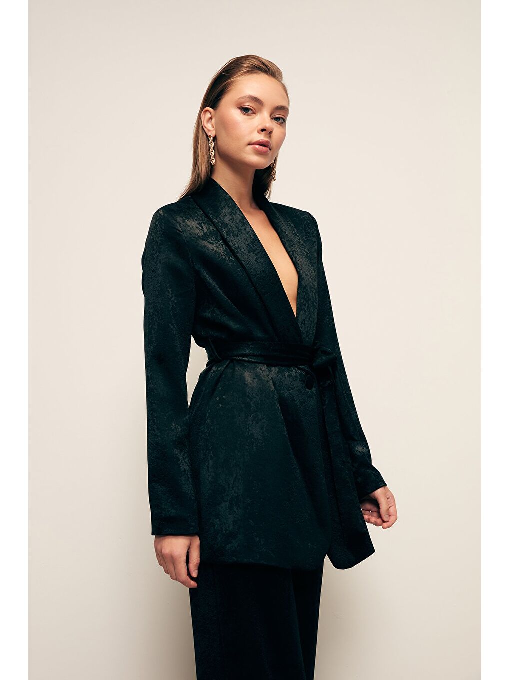 Kuşaklı Uzun Ceket - Siyah-1