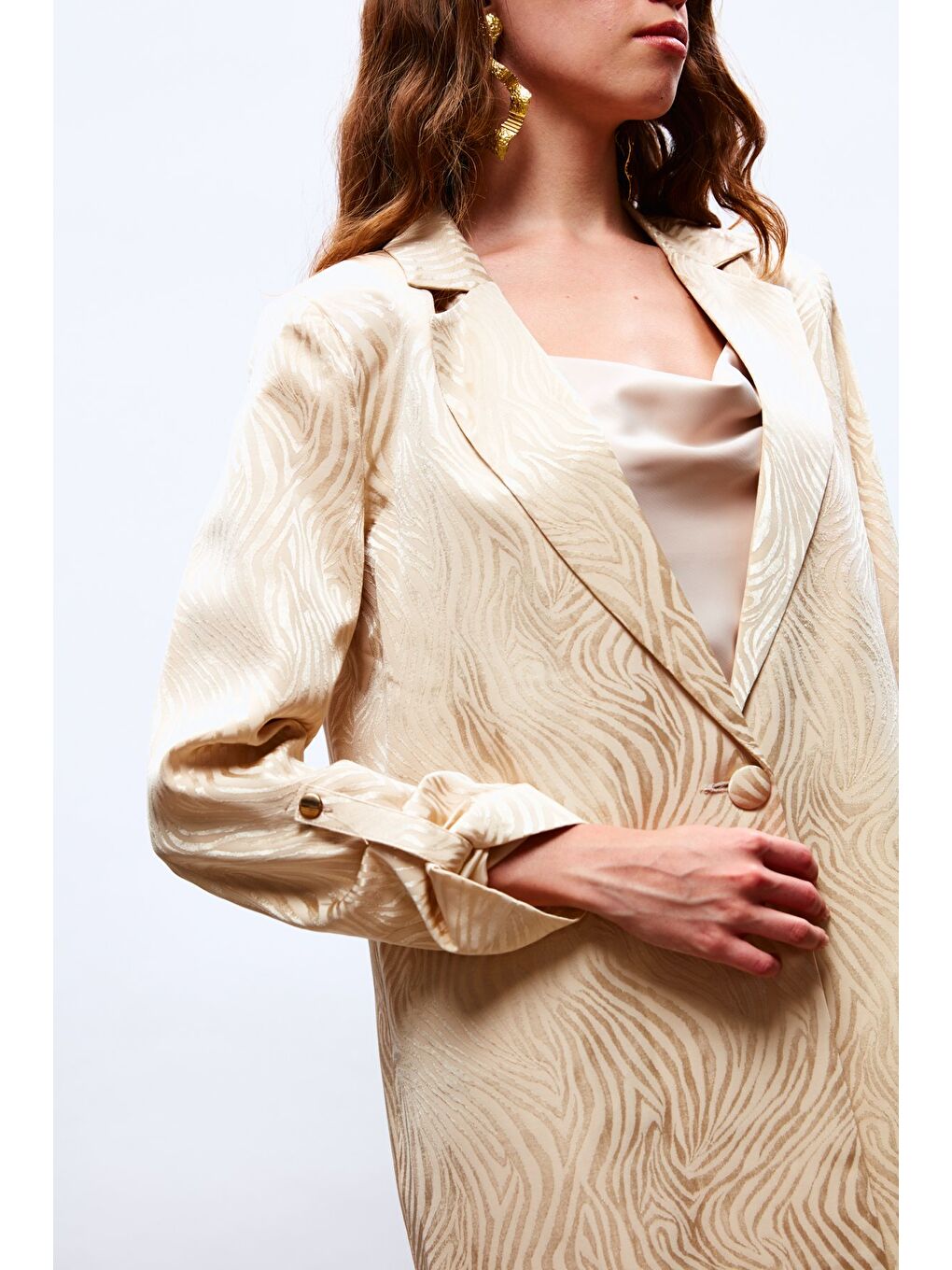 Katlanabilir Kol Detaylı Ceket - Bej-2