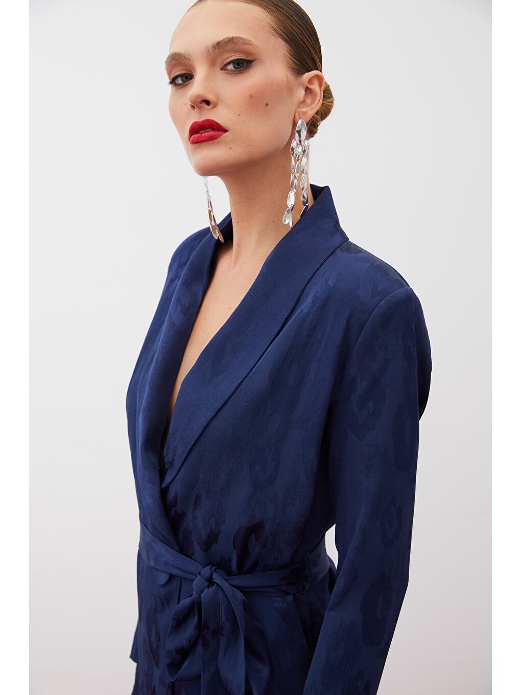 Kuşaklı Desenli Uzun Ceket - Lacivert-4