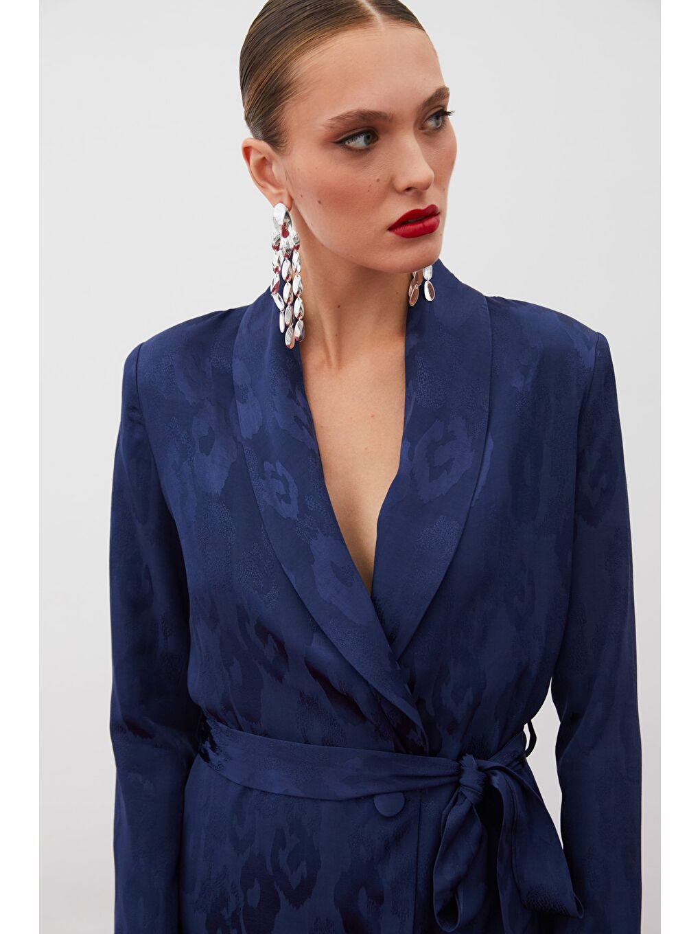 Kuşaklı Desenli Uzun Ceket - Lacivert-5