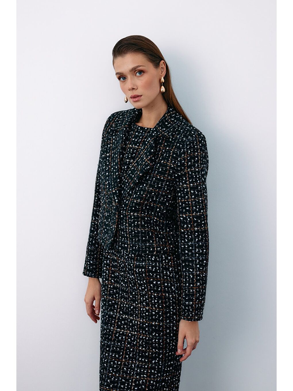 Düğmeli Tüvit Kısa Ceket - Siyah-3