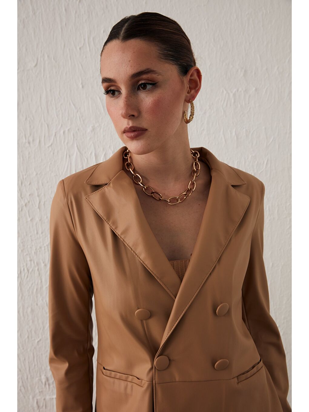 Düğme Detaylı Kruvaze Deri Ceket - Bej-5