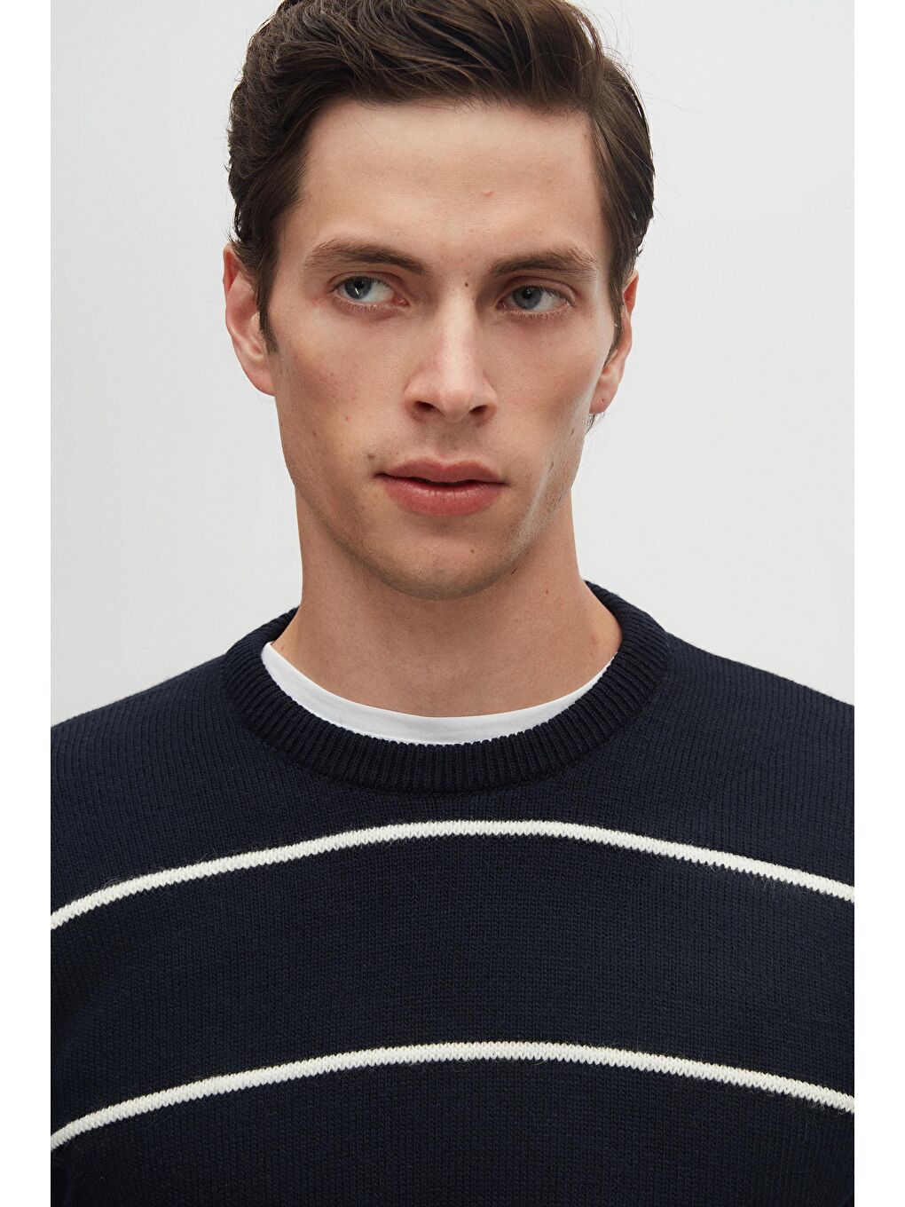 Regular Fit Lacivert Çizgili Tüylenme Yapmayan Bisiklet Yaka Triko Kazak-1