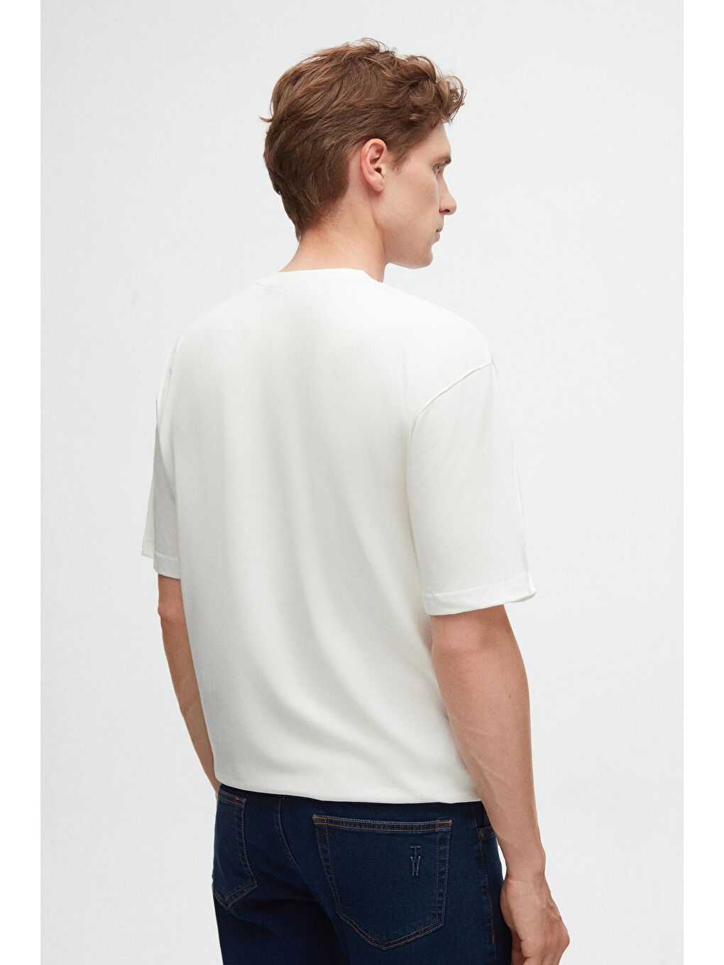 Oversize Beyaz Baskılı %100 Pamuk Tişört-2