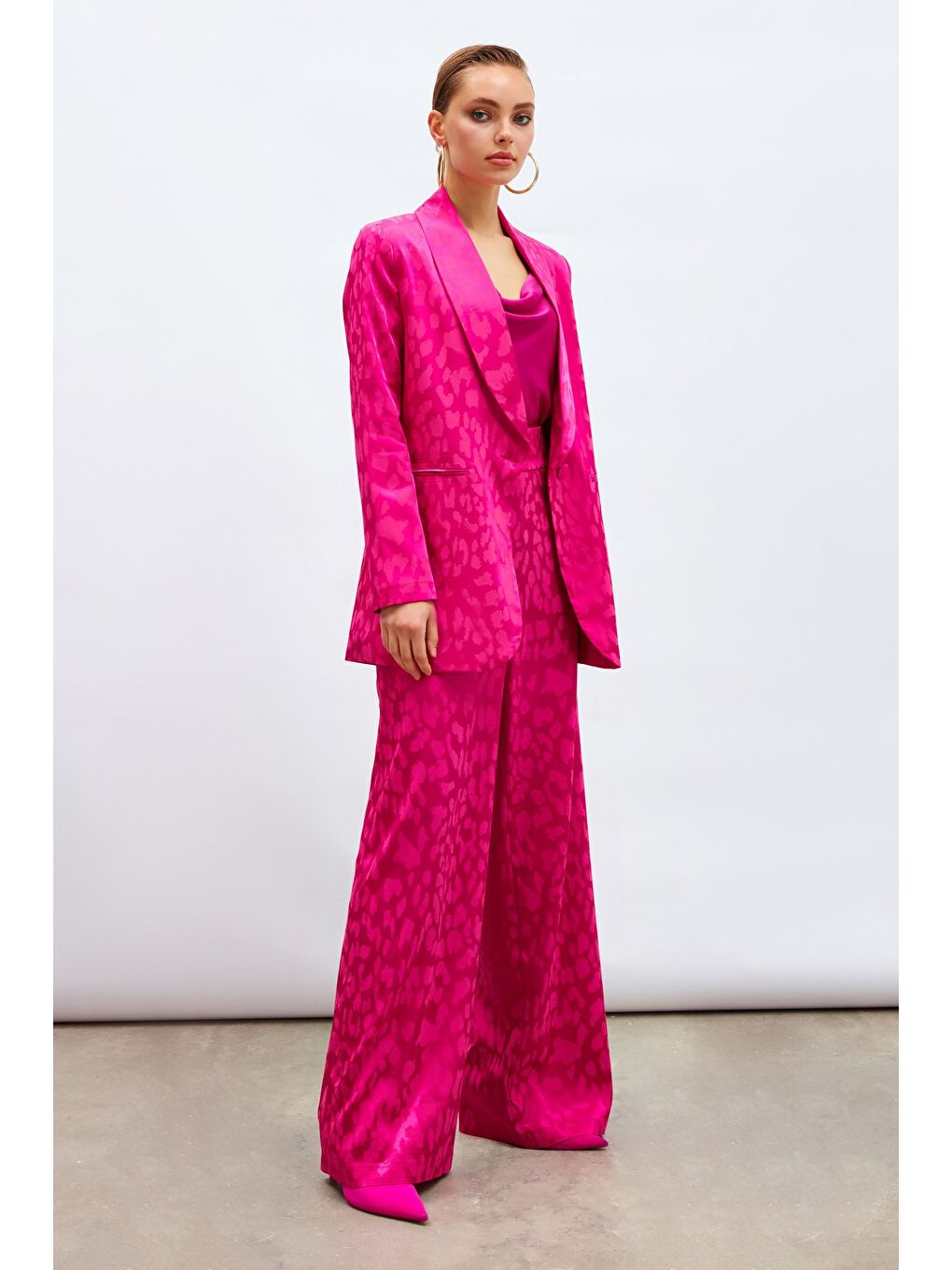 Geniş Desenli Saten Ceket - Fuşya-3