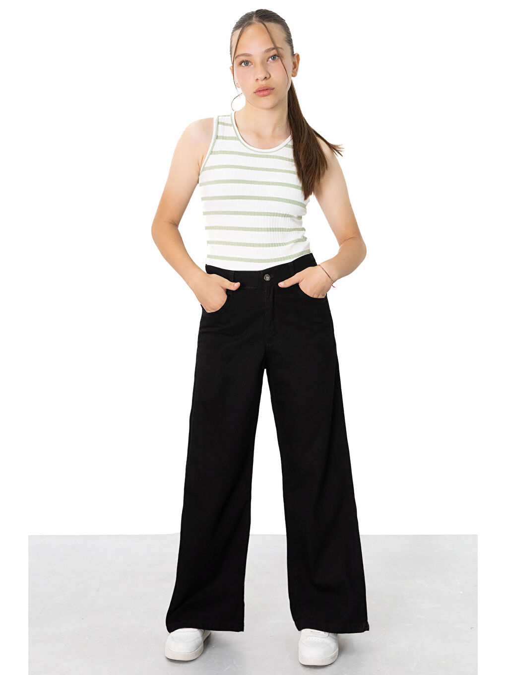 Siyah Geniş Paça Yanları Şeritli Kız Çocuk Jean Pantolon 21123