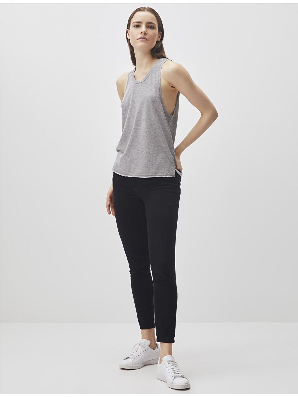 Gri Melanj U Yaka Kolsuz Basic Atlet-1