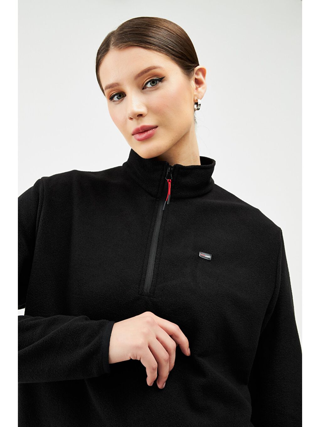 Siyah Kadın Dik Yaka Yarım Fermuar Kışlık Sweatshirt BPO-001-3