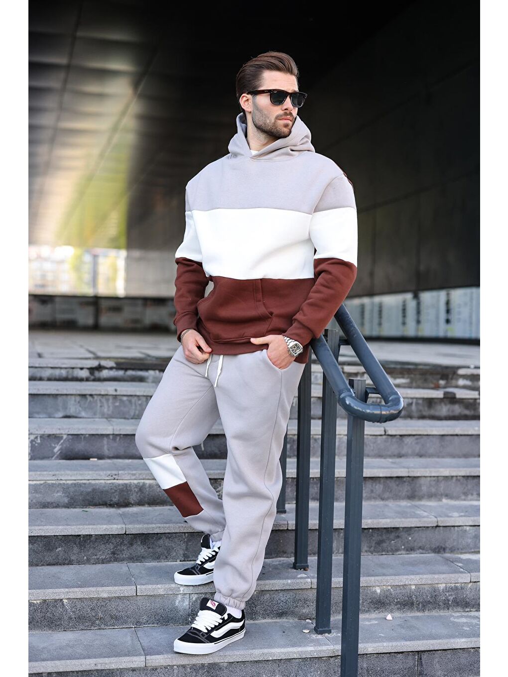 Gri Kapüşonlu Erkek Eşofman Takımı 5926-2