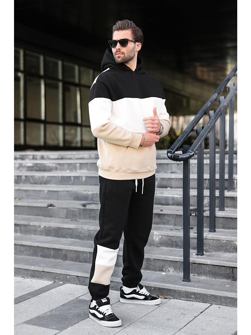 Siyah Kapüşonlu Erkek Eşofman Takımı 5926-3