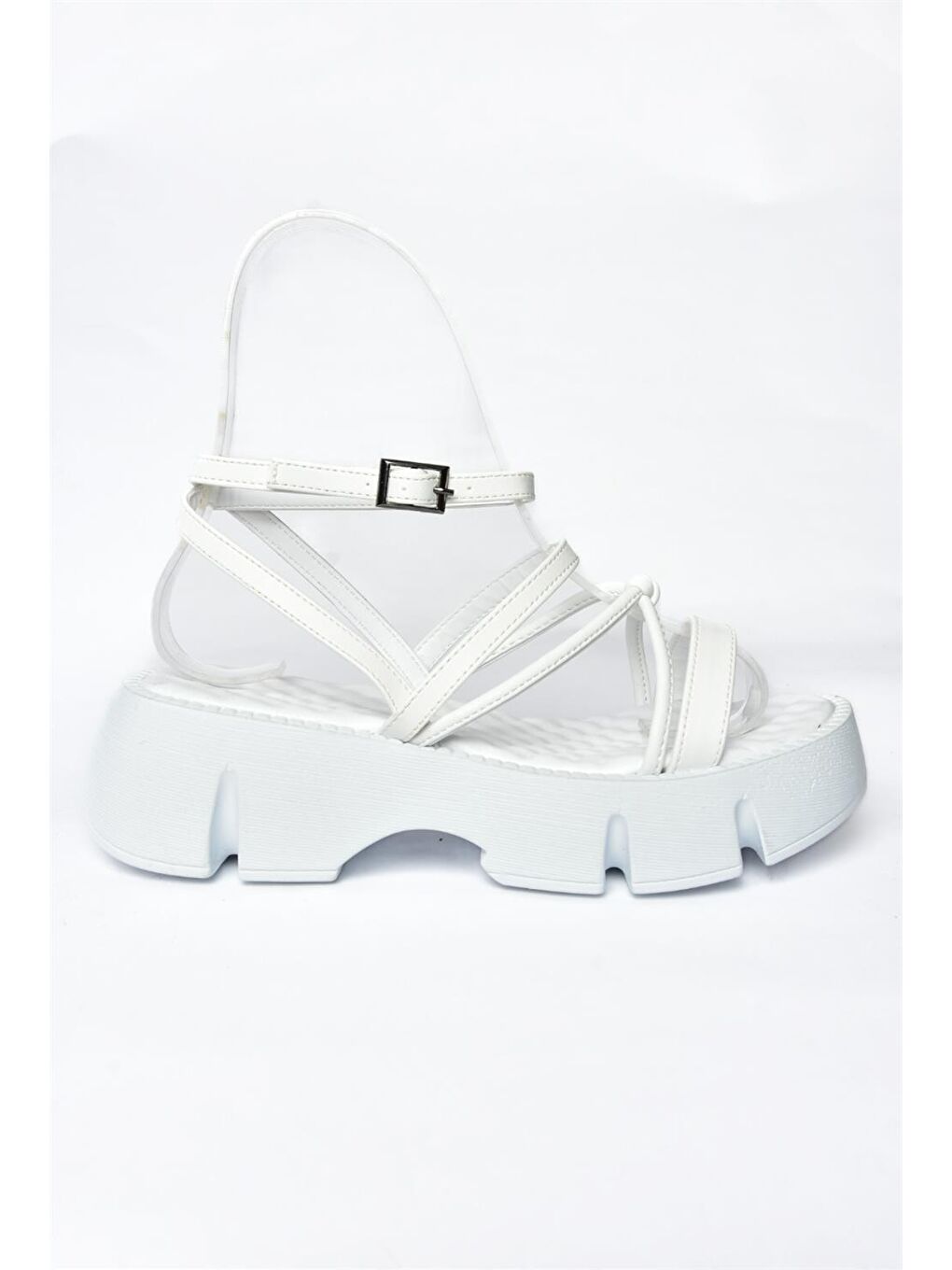 P973001409 Beyaz Kalın Tabanlı Kadın Sandalet-4