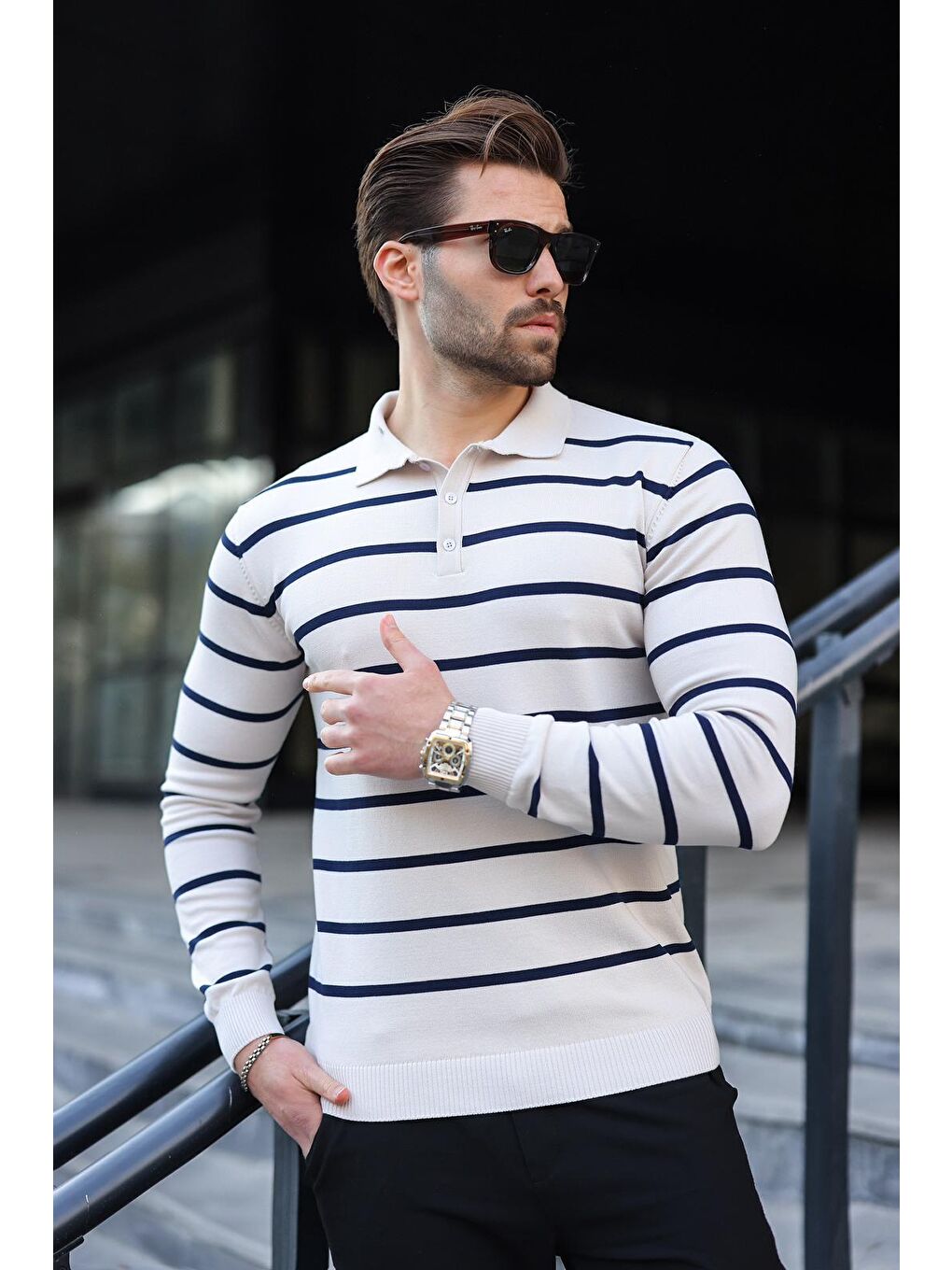 Beyaz Düğmeli Polo Yaka Çizgili Uzun Kollu Kazak 7263-1