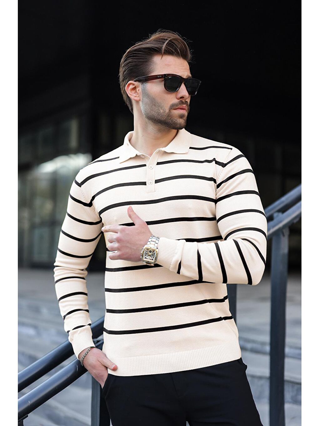 Bej Düğmeli Polo Yaka Çizgili Uzun Kollu Kazak 7263-2