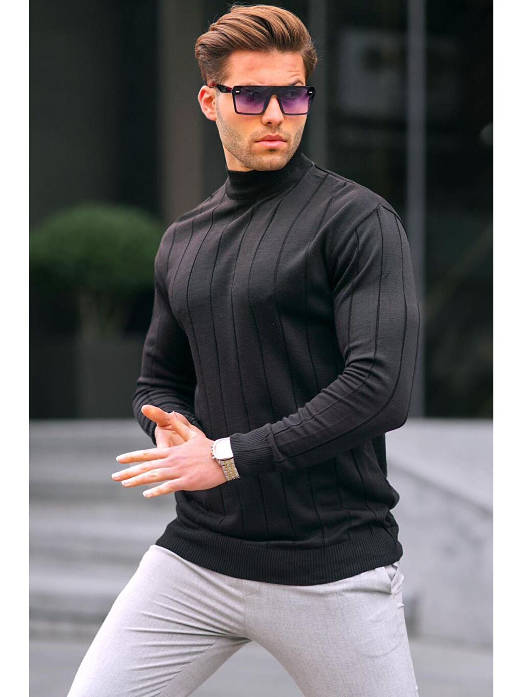 Siyah Slim Fit Yarım Balıkçı Yaka Çizgili Tüylenmeyen Erkek Triko Kazak 6344-1