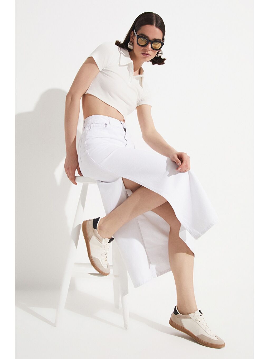 Beyaz Polo Yaka Crop