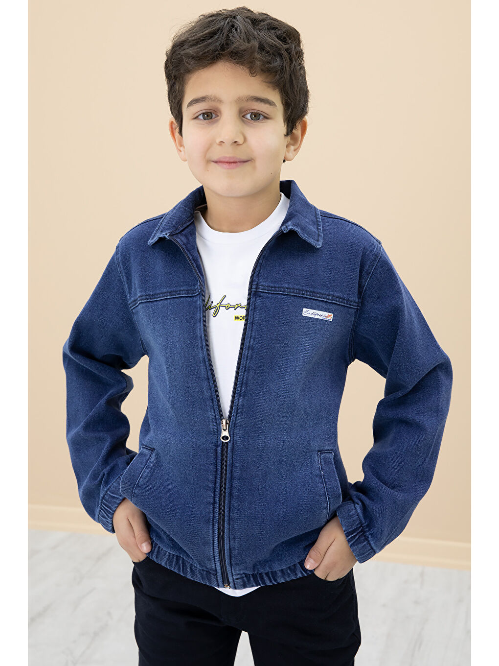 Koyu Mavi Fermuarlı Jean Ceketli Pantolonlu 3lü Erkek Çocuk Takım 20141-1