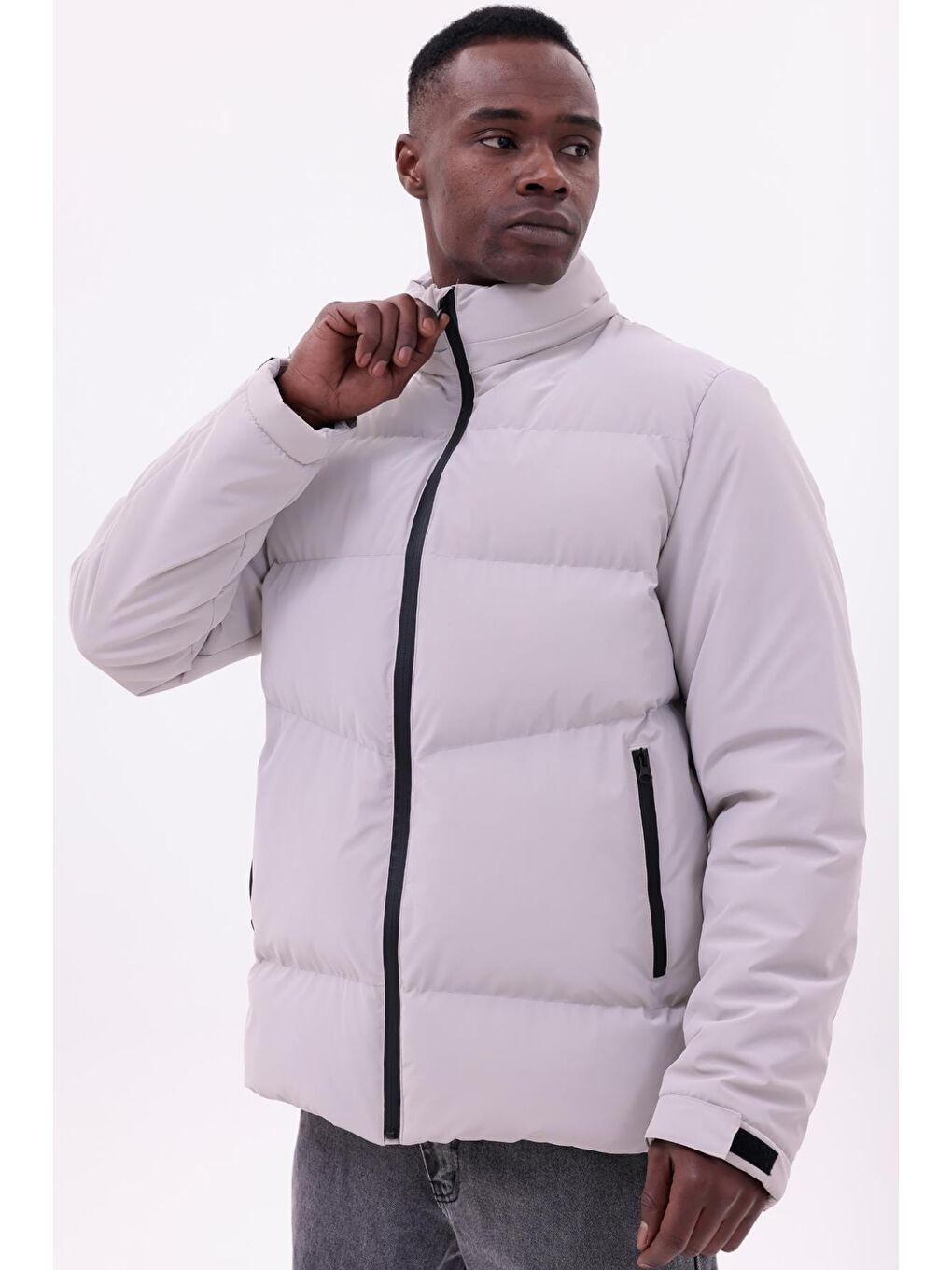 Bej Erkek Kışlık Nova Kumaş Su Geçirmez İç Cepli Çıkarılabilir Kapüşonlu Mont