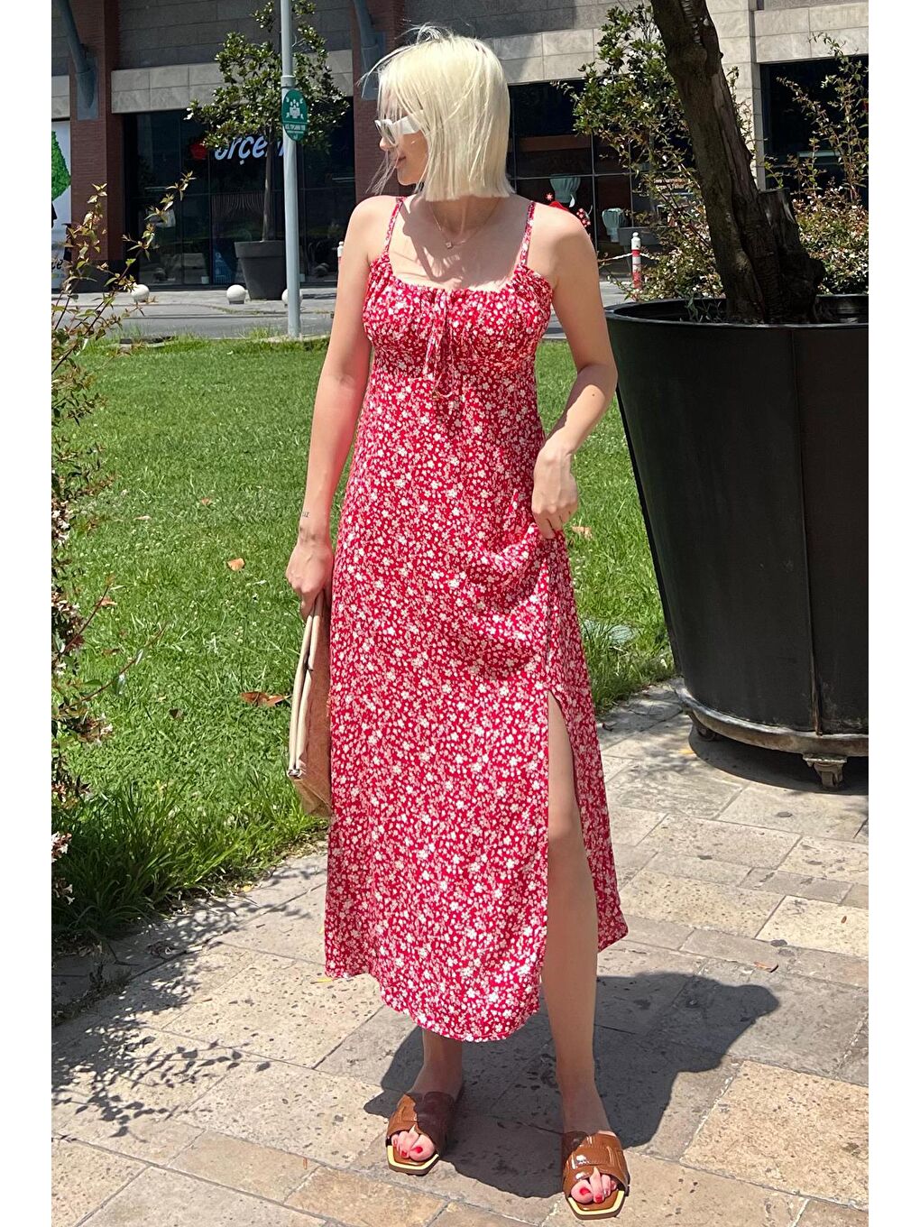 Kırmızı Desenli Askılı Uzun Elbise Mg2025-4