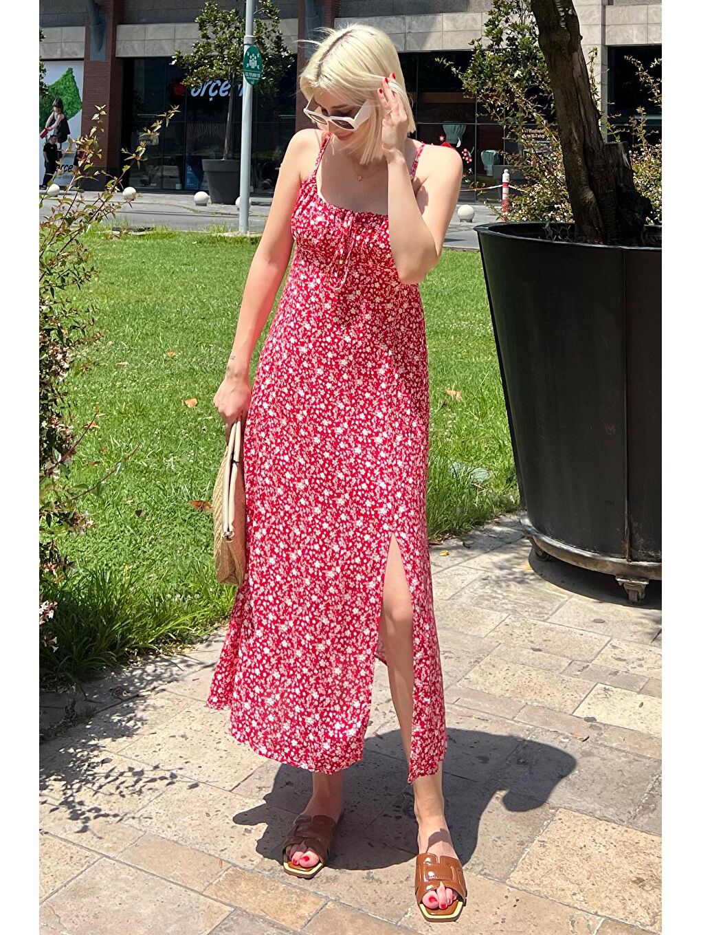 Kırmızı Desenli Askılı Uzun Elbise Mg2025-7