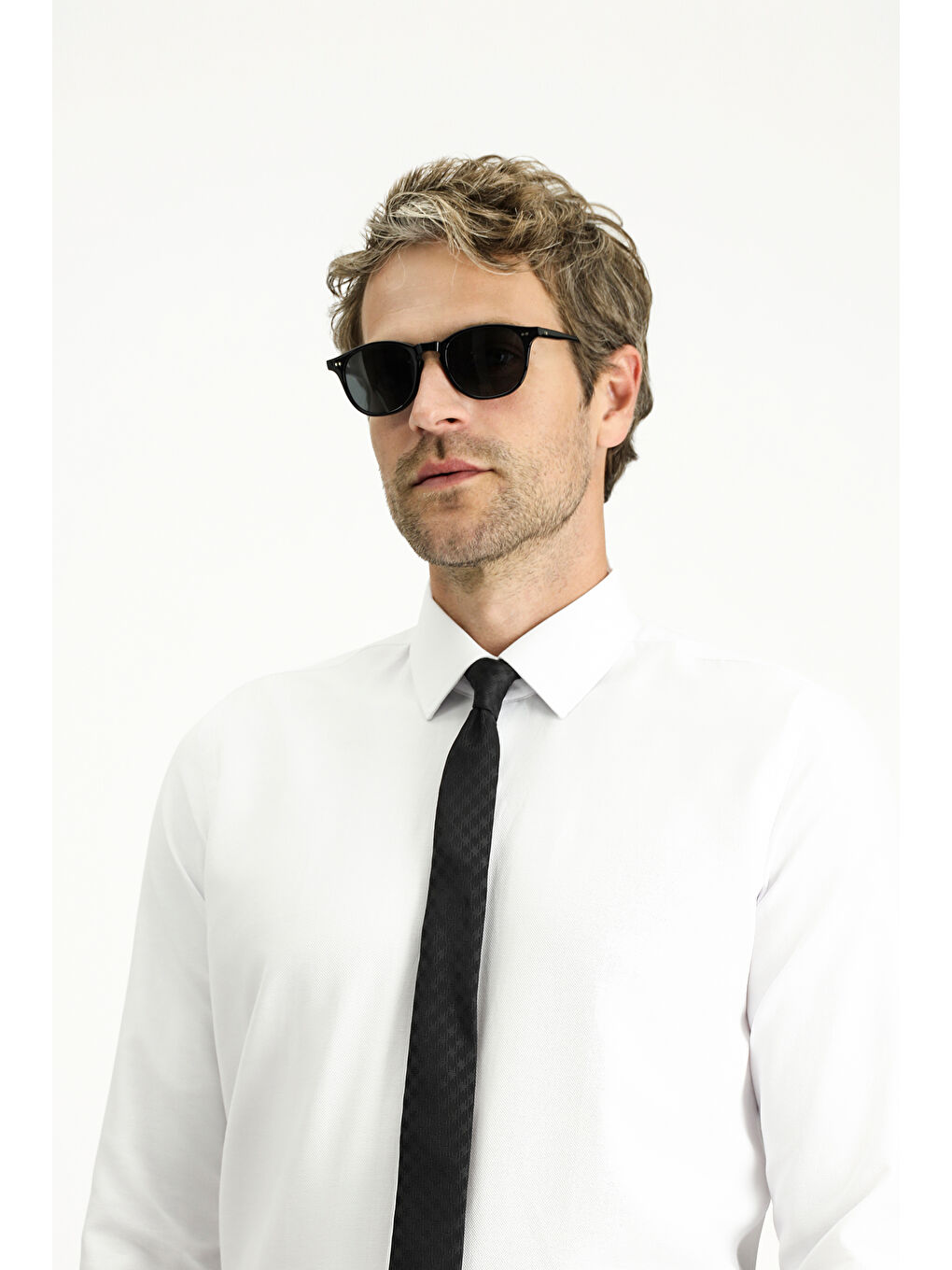 Beyaz Uzun Kol Slim Fit Klasik Yaka Oxford Pamuklu Kolay Ütülenebilir Büyük Beden Gömlek-2