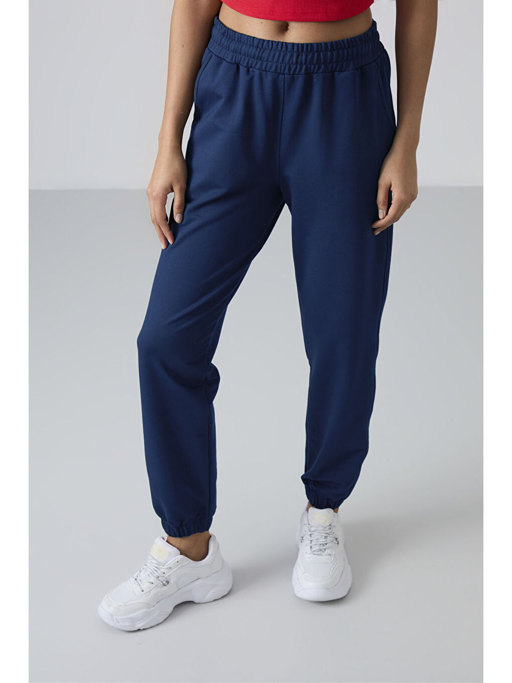 İndigo Cepli Yüksek Bel Rahat Form Lastik Paça Kadın Eşofman Alt - 94583-1