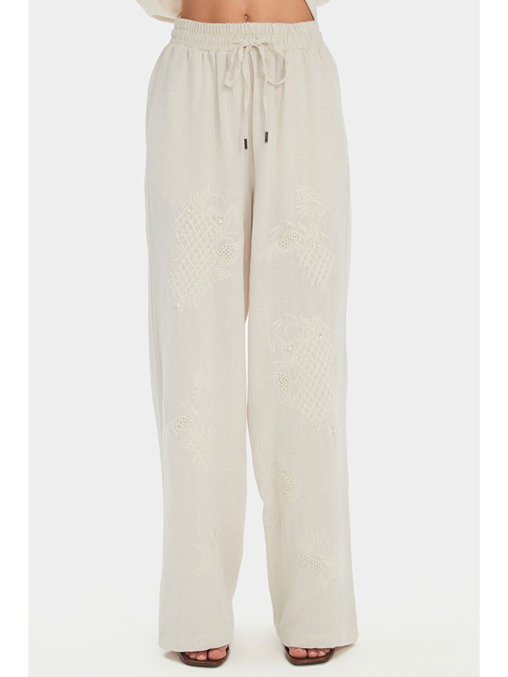 Ekru Kadın Exclusive Keten Karışımlı Wide Leg/Geniş Paça Beli Lastikli Nakış Detaylı Pantolon-3