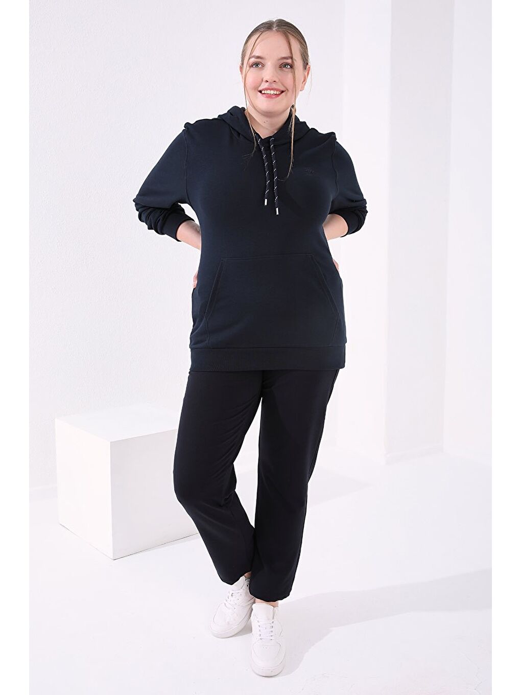 Lacivert Cepli Rahat Form Klasik Paça Kadın Büyük Beden Eşofman Alt - 94017