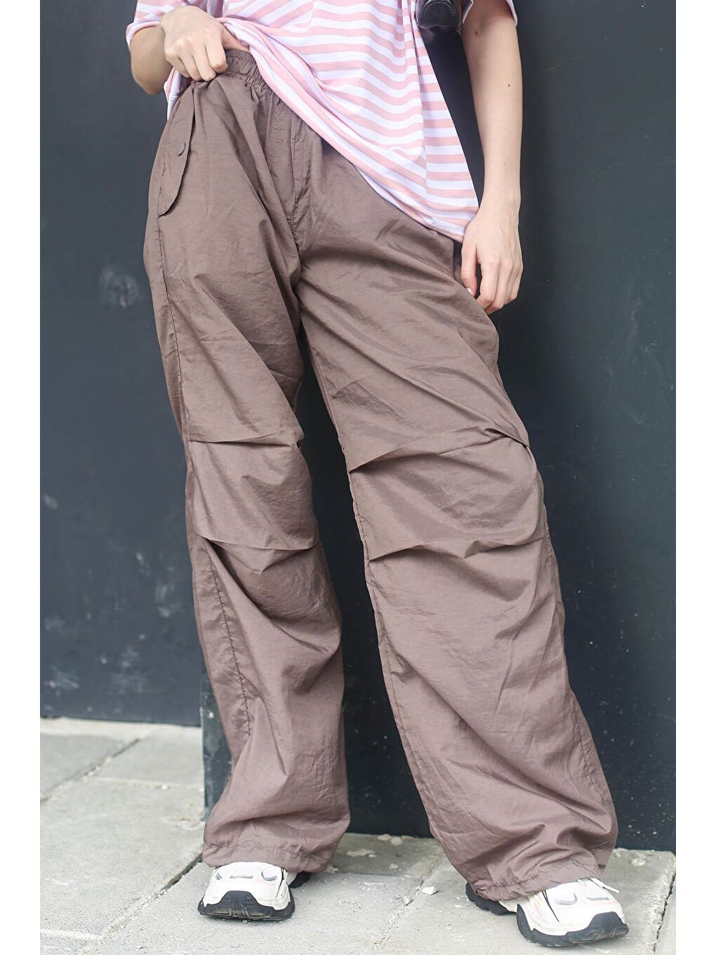 Madmext Kahverengi Paraşüt Jogger Kadın Pantolon Mg1726